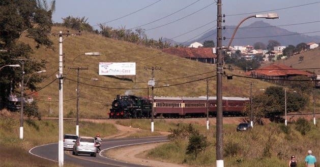 Turismo - Governo do Minas viabiliza implementação de trem turístico em Poços de Caldas