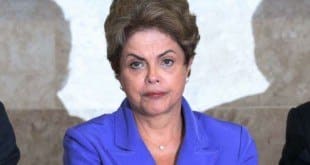 Em dezembro do ano passado, Dilma Rousseff cogitou a possibilidade de deixar o PT e formar um governo suprapartidário