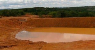 Norte de Minas - Tecnologia de captação de água da chuva beneficia famílias no Norte de Minas
