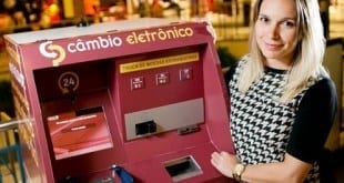 Bancos oferecem a clientes venda de dólares em caixa eletrônico