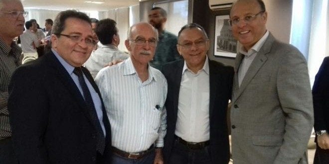 Presidente da Comissão de Minas e Energia da Assembleia Legislativa (ALMG), o deputado Gil Pereira (PP) participou nesta sexta-feira (18/03/16), em Montes Claros, do lançamento do Cartão FNE, criado para facilitar a aquisição de bens e insumos financiados com o Fundo Constitucional de Financiamentos do Nordeste (FNE).