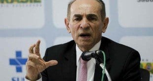 Castro disse que é prudente a recomendação da OMS para que gestantes usem preservativo ao fazerem sexo