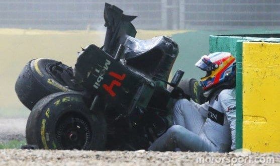 Fernando Alonso sofreu forte acidente no GP da Austrália