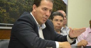 Montes Claros - Prefeito Ruy Muniz, fala sobre decreto que regulamenta mudanças para servidores