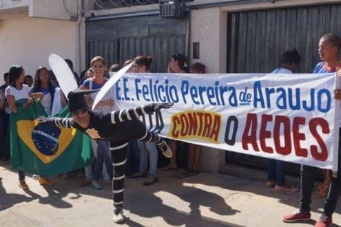 A comunidade da Escola Estadual Felício Pereira e do entorno, na Vila Sumaré, em Montes Claros, foi mobilizada na manhã de ontem, dia 7, em torno do evento “Educação contra o Aedes”.