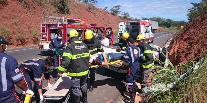 Norte de Minas - Acidente deixa uma pessoa ferida em Claro dos Poções - Foto: Tenente Cristiano Cavalcanti