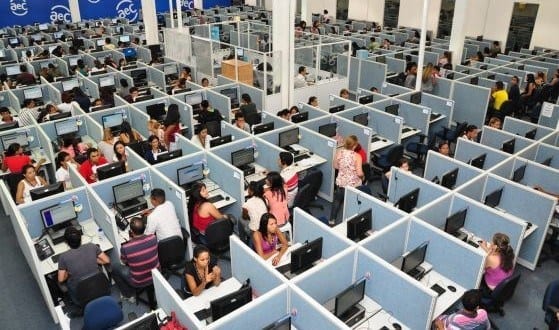 Operador de telemarketing ativo e receptivo (com saldo de 248 vagas em Montes Claros, em 2016)