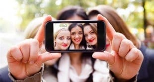 Beleza - Selfies aumentam procura de jovens por cirurgia plástica