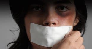 No caso carioca, disse Samira, além da quantidade de agressores, choca o fato de nenhum dos envolvidos ter tentado impedir a violência e “ainda terem postado o vídeo nas redes, se orgulhando do que fizeram”.