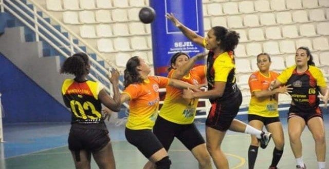 Evento vai contar com 12 horas de handebol (Foto: Divulgação / HMC)