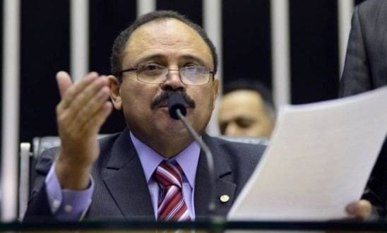 Maranhão revoga decisão que anulou sessão do impeachment