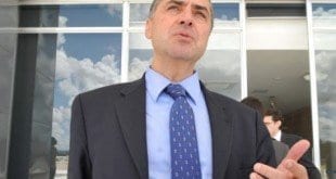 Serviço de Inteligencia do STF encontrou uma escuta telefônica no escritório do ministro Luis Roberto Barroso