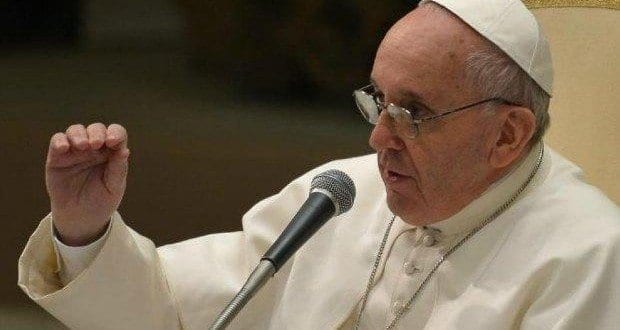 Papa Francisco condena ‘ódio sem sentido’ de atirador de Orlando