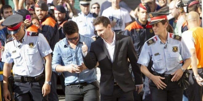 Futebol Internacional - Promotoria exime Messi de fraude fiscal mas acusa o pai do jogador