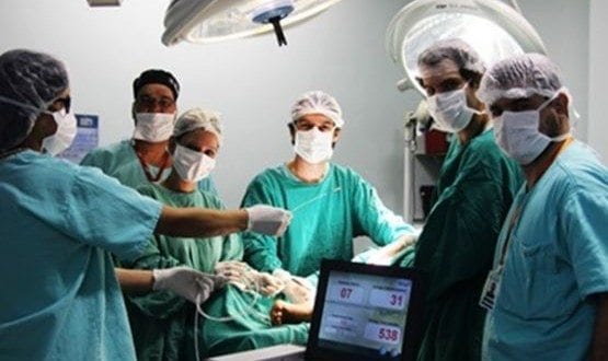 Saúde - Santa Casa de Montes Claros realiza cirurgia de varizes a laser