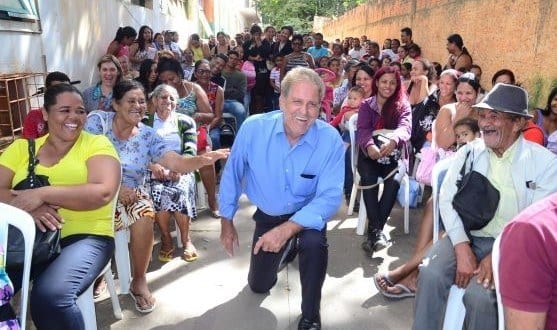 O prefeito em exercício José Vicente Medeiros ressalta que a entrega de mais casas no Residencial Vitória II promove mudanças na vida de dezenas de famílias montes-clarenses