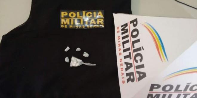 Norte de Minas - Duas mulheres são presas ao tentar introduzir drogas na cadeia de Salinas