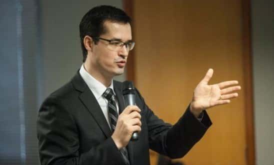 Deltan Dallagnol é coordenador da força-tarefa da operação Lava Jato