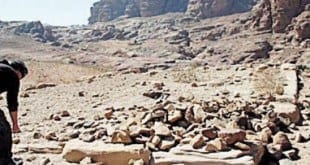 Especula-se que o monumento seja uma plataforma de cerimônia