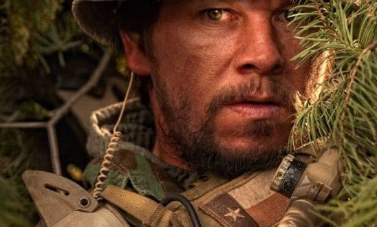Baseada em fatos reais, Mark Wahlberg vive soldado em busca de um homem de confiança de Bin Laden