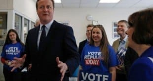 Primeiro-ministro David Cameron defende a permanência na UE