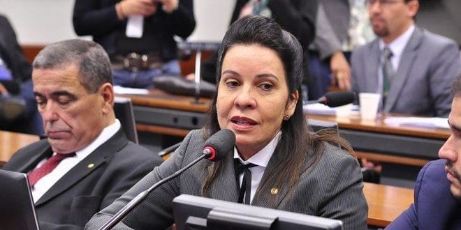 Montes Claros - STF investiga a deputada Raquel Muniz