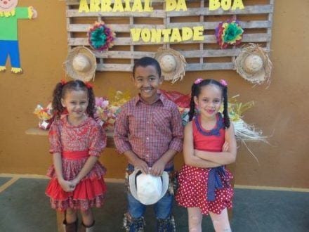 Montes Claros - Crianças participam de Arraial da Boa Vontade