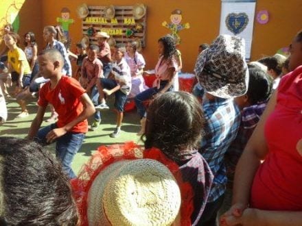 Montes Claros - Crianças participam de Arraial da Boa Vontade