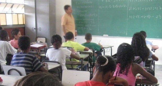 MG - Governo de Minas nomeia 2.500 novos servidores para a educação