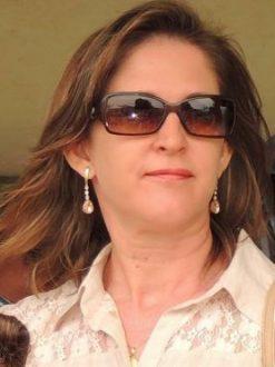 Jirlene Vieira Lima (PT), 45 anos, é esposa do prefeito Anastácio Guedes Saraíva (PT)