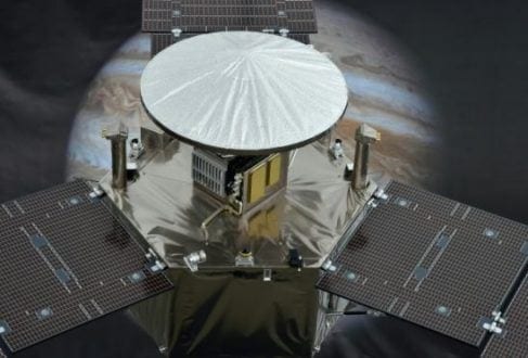 Uma vez na órbita de Júpiter, a sonda dará 37 voltas ao redor do planeta num período estimado em 20 meses
