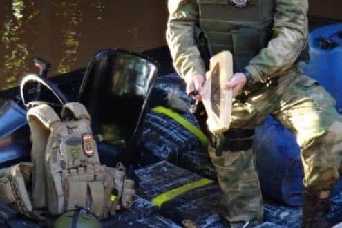 Polícia Federal desarticula organização criminosa que atuava em nova rota fluvial