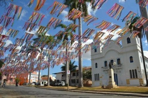 Cultura Moc - Centro de Montes Claros já respira a magia das Festas de Agosto‏