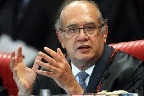 O presidente do Tribunal Superior Eleitoral (TSE), ministro Gilmar Mendes, solicitou formalmente ao ministro da Justiça, Alexandre Moraes, que a Polícia Federal atue nas investigações envolvendo os assassinatos de candidatos a cargos eletivos nas eleições deste ano.