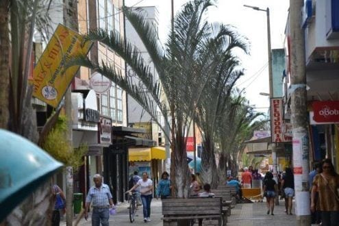 Montes Claros - Iniciadas obras de revitalização do Quarteirão do Povo‏