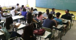 Sem artes e educação física, ensino médio terá 7 horas/dia