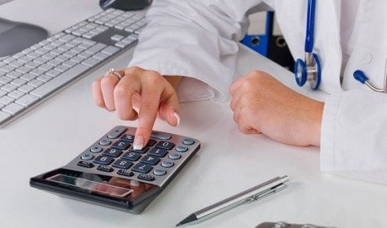 Saúde - 4 cuidados para contratar um plano de saúde