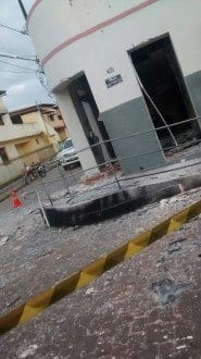 MG - 8 bandidos explodem agência bancária em Jordânia