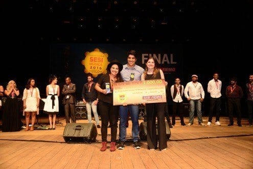 Nara, que ganhou o Festival pela primeira vez depois de ter participado de três edições do evento