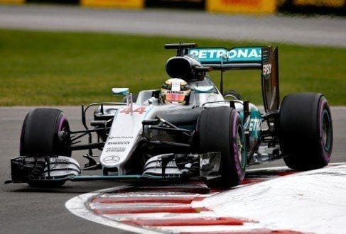 F1 - Hamilton lidera 1º treino de prova decisiva e deixa Rosberg em 2º