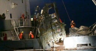 Rússia encontra caixa-preta de avião que caiu no Mar Negro