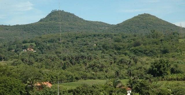 Montes Claros - Serra dos Montes Claros - Foto Fábio Marçal