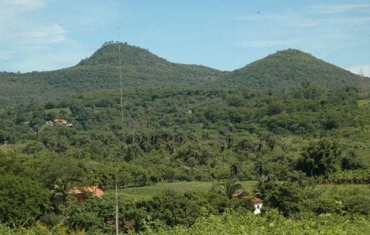 Montes Claros - Serra dos Montes Claros - Foto Fábio Marçal