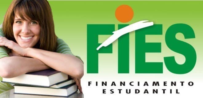 Temer sanciona com veto lei que repassa custos do Fies com bancos para faculdades