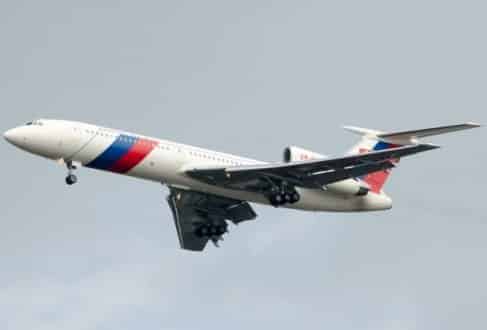 O avião desapareceu dos radares na madrugada de domingo, dois minutos depois de decolar do aeroporto de Sochi