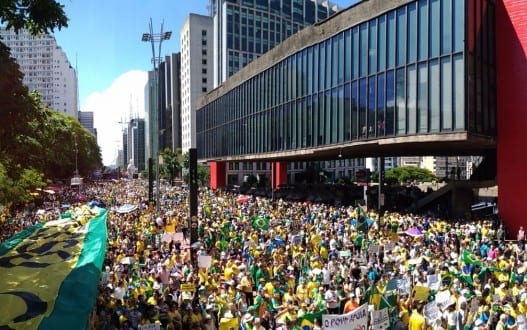 Planalto avalia desacelerar o projeto sobre abuso de autoridade