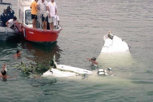Corpo de Teori Zavascki é resgatado de avião que caiu em Paraty