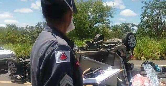 Norte de Minas - Grave acidente deixa três pessoas mortas em Engenheiro Navarro - Foto: Corpo de Bombeiros 