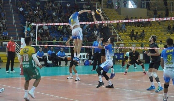 Vôlei - Montes Claros Vôlei vence São Bernardo por 3 sets a 0