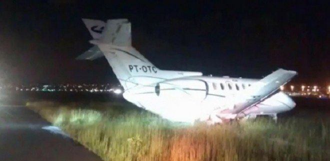 Avião que transportava Aécio Neves faz pouso de emergência em Guarulhos